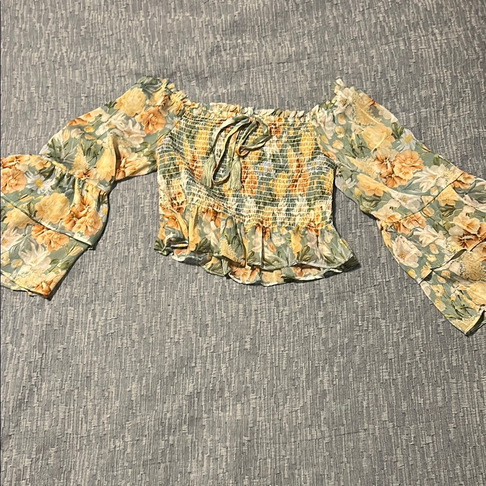 Floral Off-Shoulder Crop Top